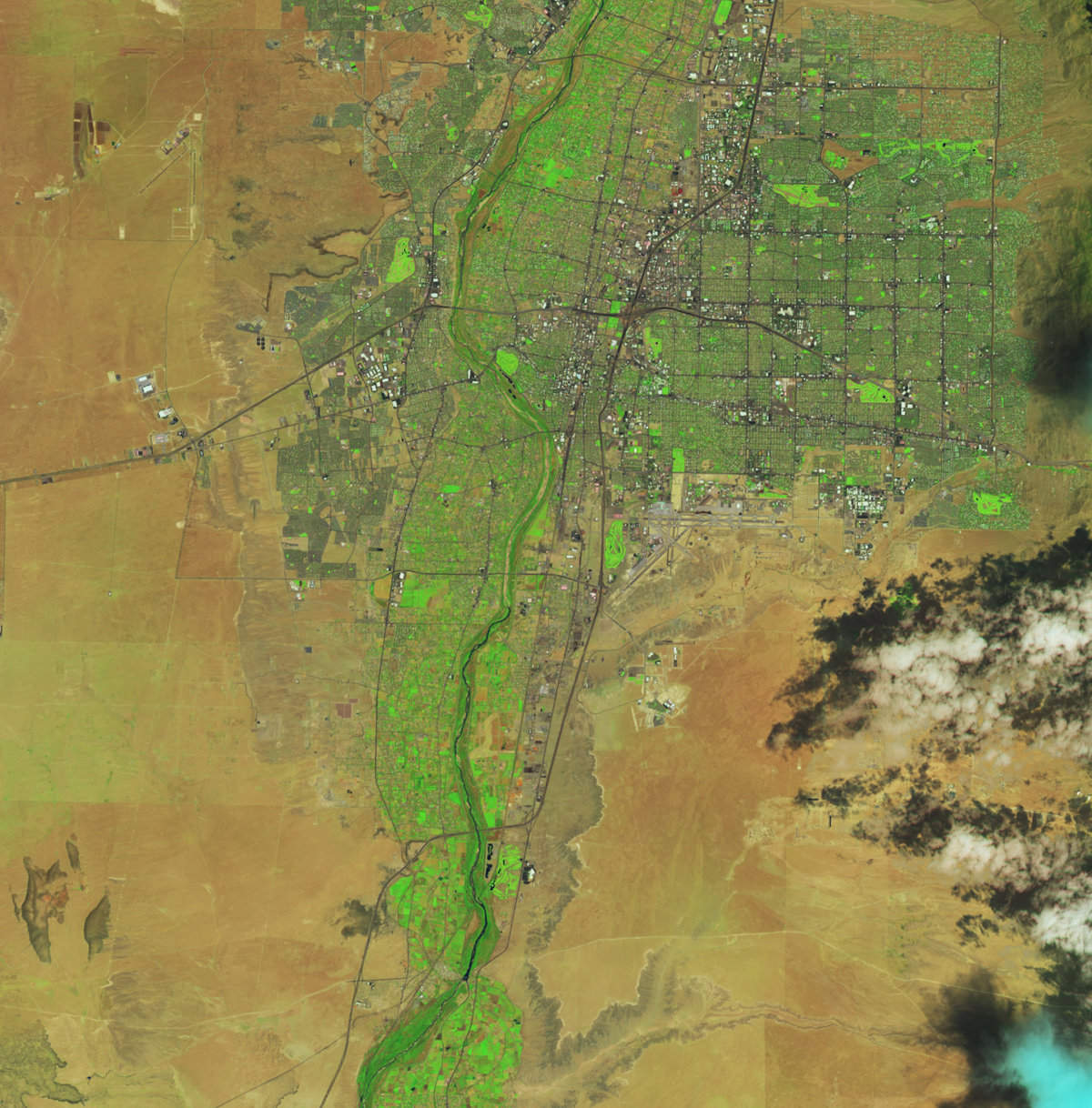 Satellite image of Rio Grande showing dry stretch through Albuquerque on July 25, 2022.