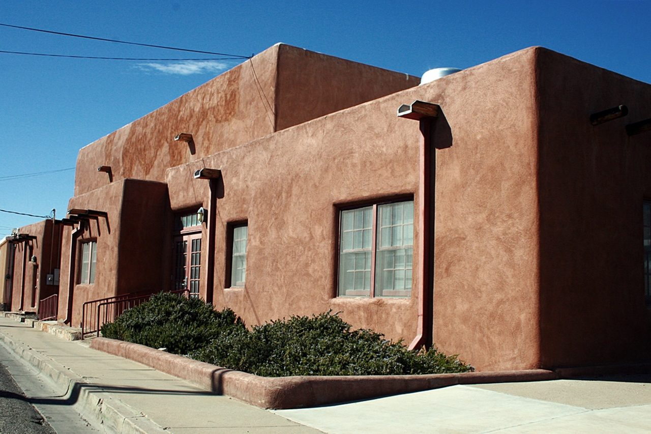 Lee Belle Johnson Building, photograph by John Murphy, image courtesy of Creative Commons